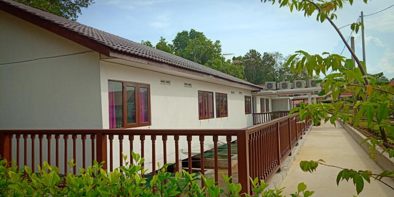 Noor Arfa River Chalet Kuala Terengganu Exterior foto